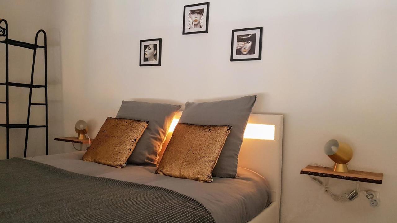 Les Nuits D'Anis - Appartements Hypercentre Le Puy-en-Velay Eksteriør bilde
