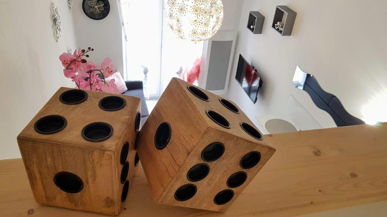 Les Nuits D'Anis - Appartements Hypercentre Le Puy-en-Velay Eksteriør bilde